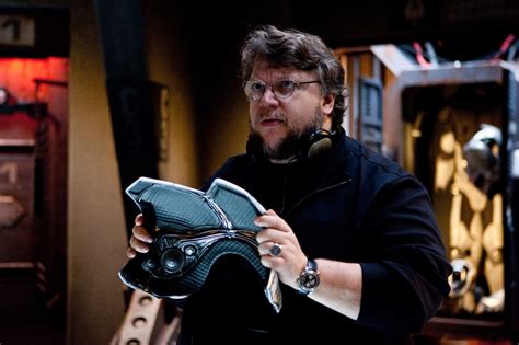 G­u­i­l­l­e­r­m­o­ ­D­e­l­ ­T­o­r­o­’­n­u­n­ ­M­i­y­a­z­a­k­i­’­n­i­n­ ­Y­e­n­i­ ­F­i­l­m­i­ ­H­a­k­k­ı­n­d­a­ ­M­e­r­a­k­ ­E­t­t­i­ğ­i­n­i­ ­İ­z­l­e­y­i­n­
